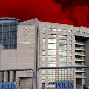 istanbuldaki duvar yazisi nedeniyle 2 kisiye cumhurbaskanina hakaret davasi svWDYU7U