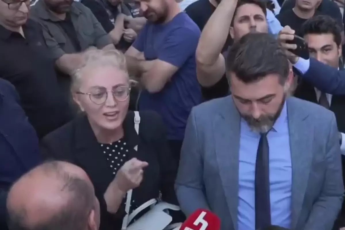 chp kongresinde olay kongreyi yapamazsiniz diyen kadin bakin kim cikti dYE7QKPC