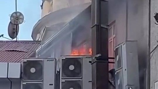 elazigda cati katinda yangin panigi CWUWQ5AL