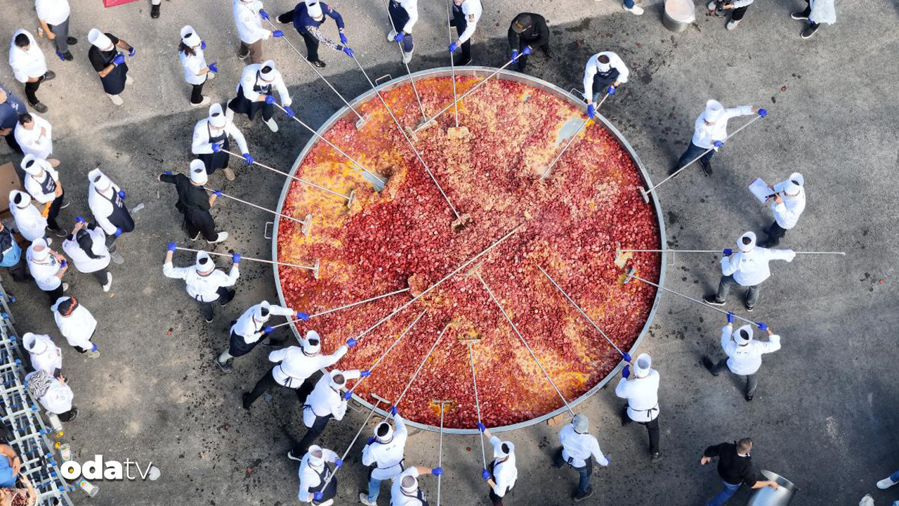 sucuklu yumurta rekoru kirildi T3U5hcuk