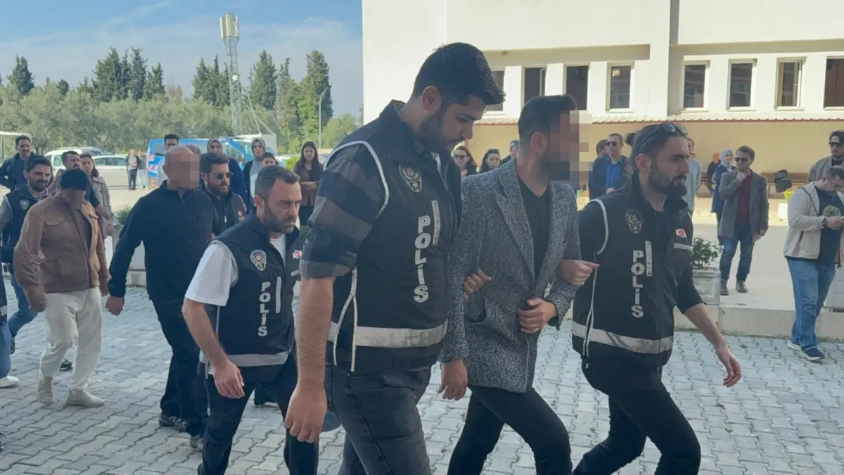 9 supheliden 1i tutuklandi dTvmxNxE.jpg