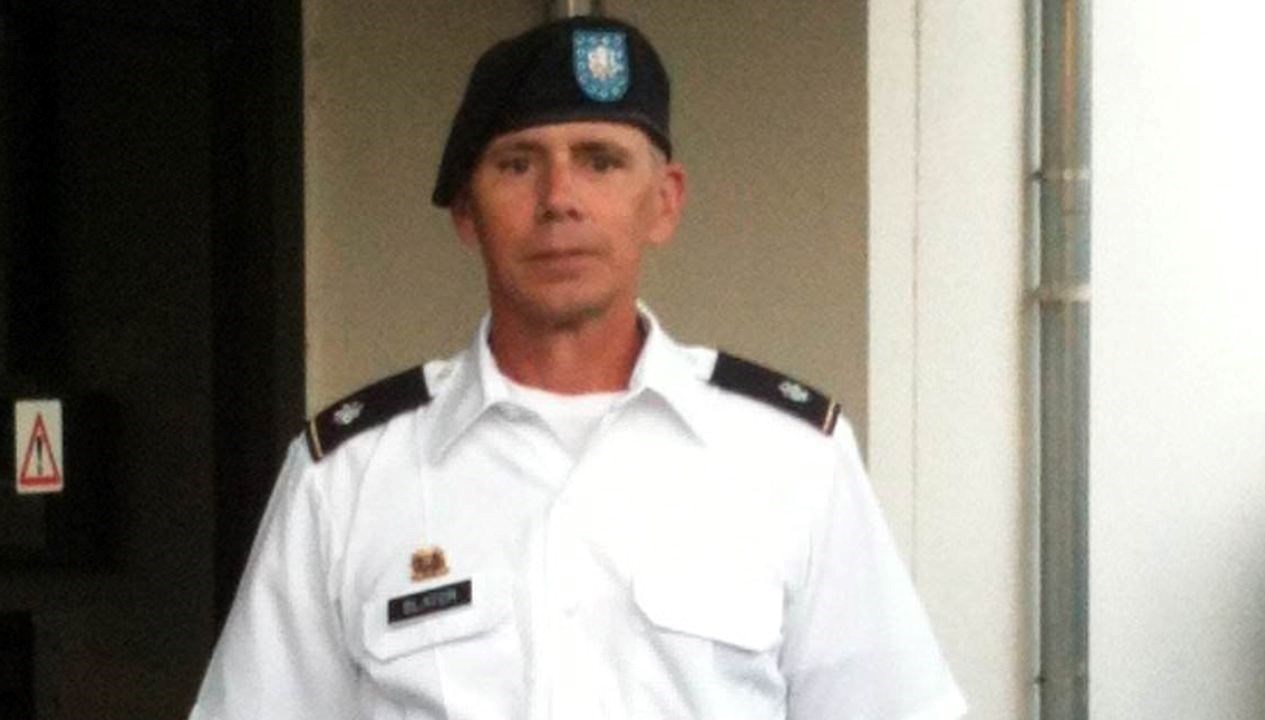 gizli bilgileri arkadaslik sitesinde paylasan emekli subaya 6 yil hapis WrGgcsOx