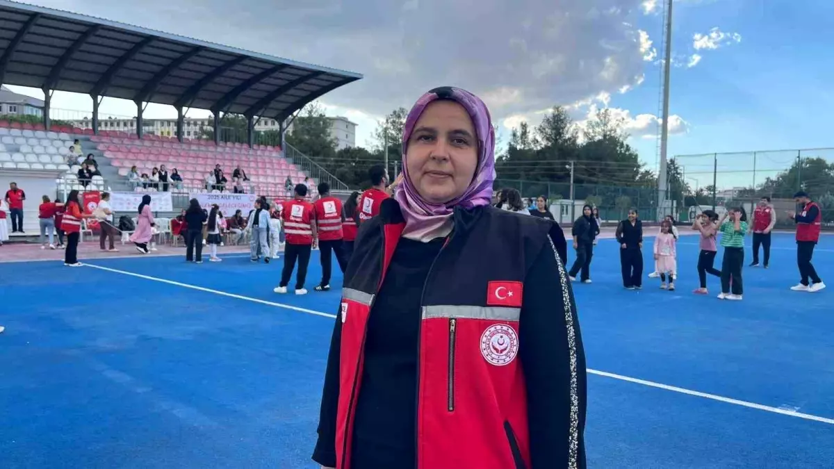 osmaniyede kiz cocuklari gulerse osmaniye guler etkinligi duzenlendi QsO4rVax