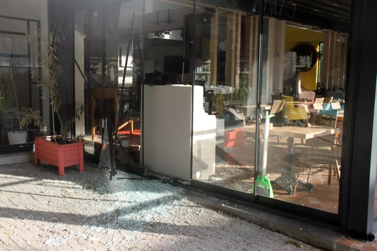 serikte silahli kavga iki olu ydTL4Cpu.jpg