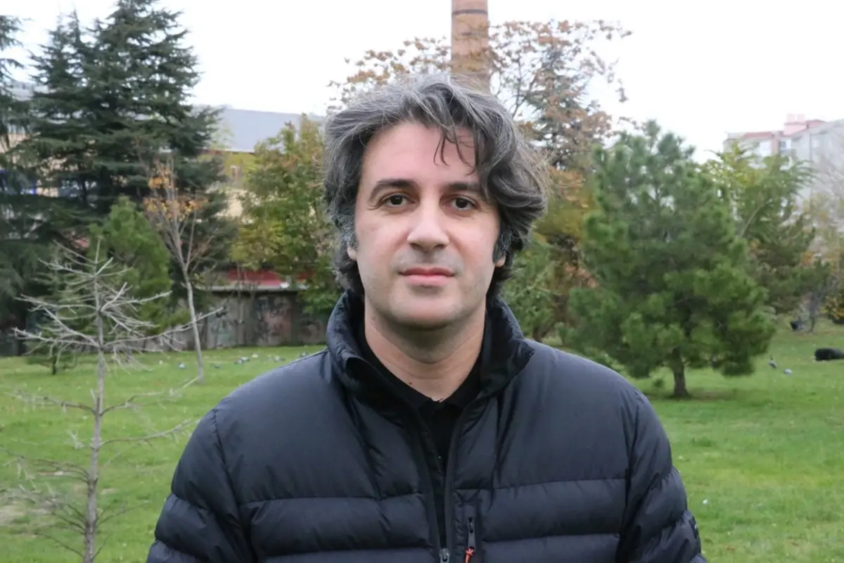 eskisehirli profesorun hesabina bir gecede 23 milyon tl yatirildi JFXuA2xZ.jpg