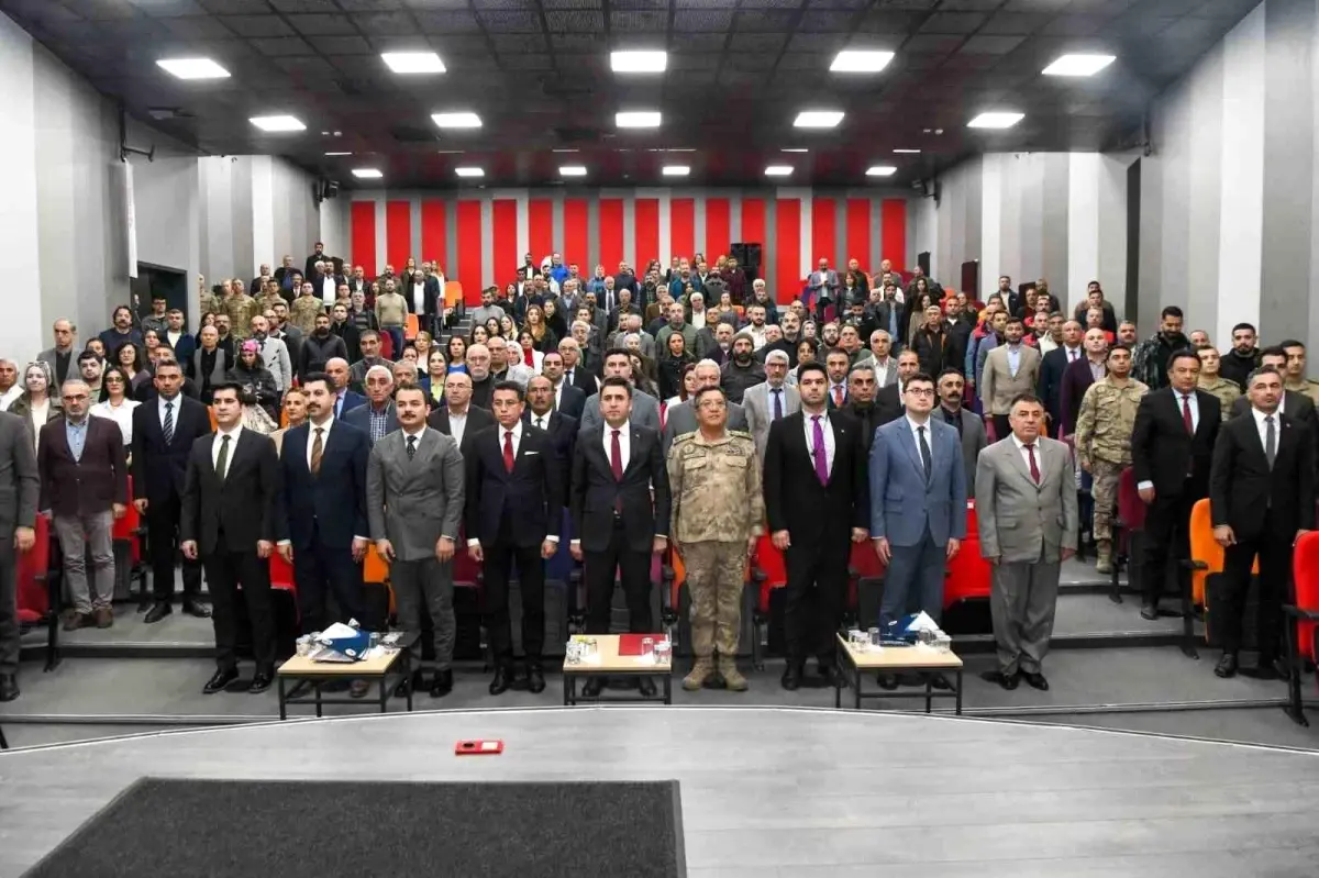 tuncelide yatirim tesvikleri ve girisimcilik destekleri toplantisi duzenlendi FTrIMDBn.jpg