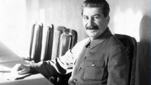 stalinin-hayati-dizi-oluyor-CASgYmXa