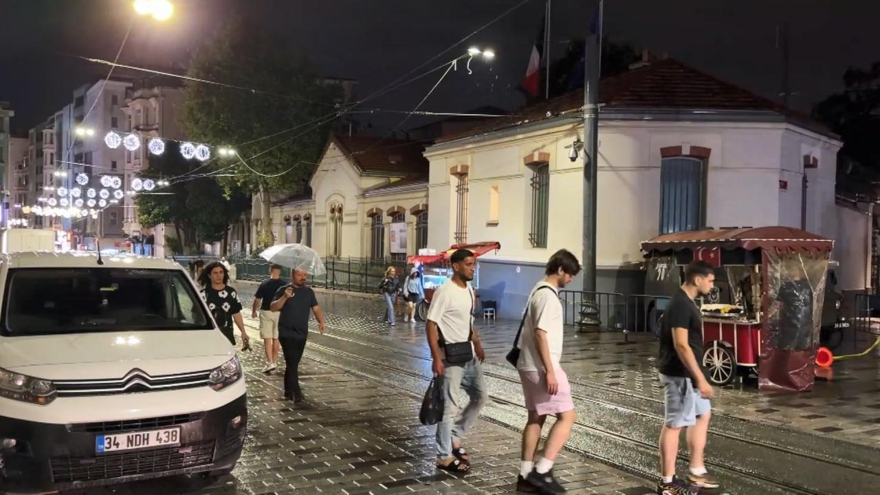 Istanbulda saganak etkili oluyor sYXhxOcb